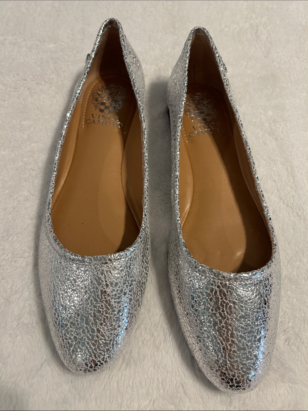 Vince Camuto Silver Textured Ballet Flats size 8M new W/O Box